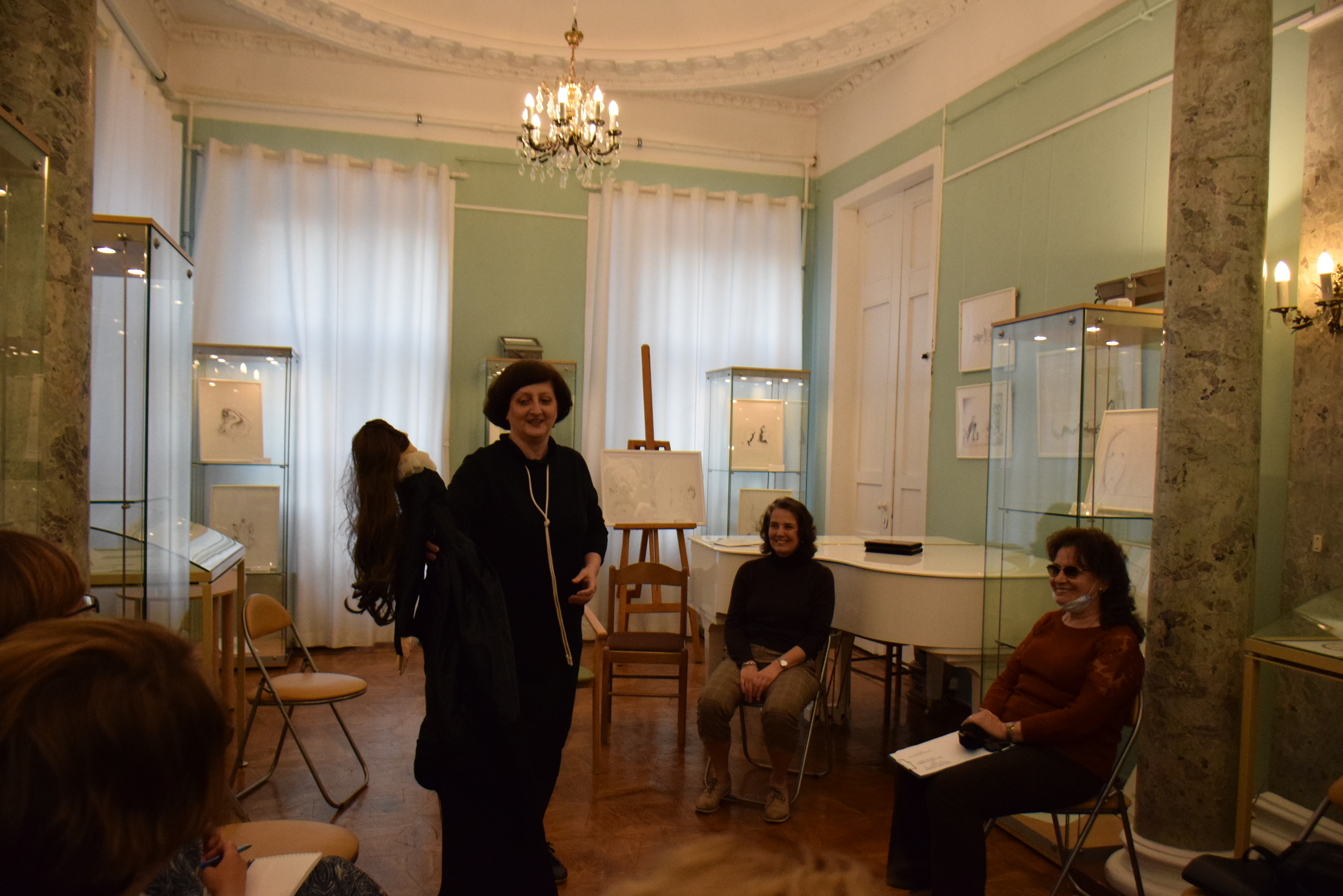 16 сентября в РГБИ театральный режиссер Рузанна Мовсесян встретилась с учителями и педагогами дополнительного образования 